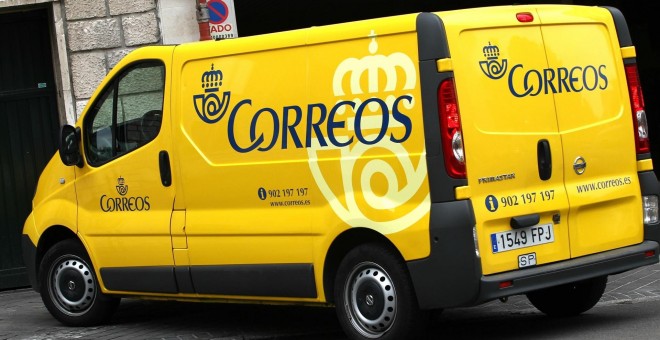 Furgoneta de Correos/ EUROPA PRESS