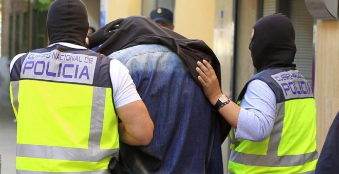Dos detenidos en Madrid por pertenecer a una 'célula terrorista' vinculada al Daesh