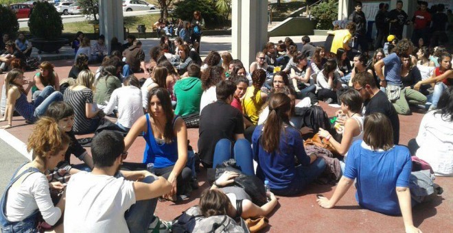 Los estudiantes, durante la ocupación del campus de Bellatera de la UAB.