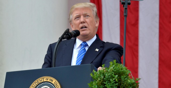 Donald Trump este lunes en el cementerio de Arlington, en Washington. /REUTERS