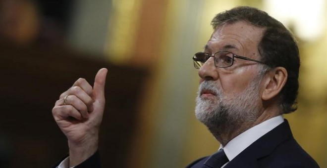 El presidente del Gobierno, Mariano Rajoy, durante su intervención en el debate de la moción de censura de Unidos Podemos contra él. EFE/Sergio Barrenechea