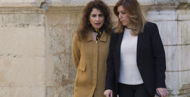 María Jesús Montero, consejera de Hacienda en Andalucía junto a Susana Díaz.