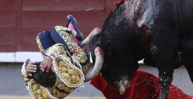 Cogida del torero Iván Fandiño. EFE