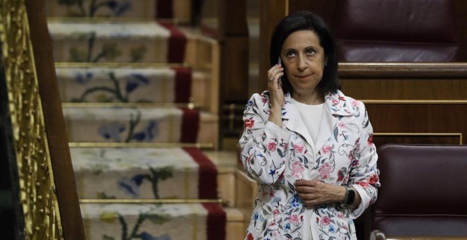 La portavoz parlamentaria del PSOE, Margarita Robles, al inicio del pleno en el Congreso de los Diputados. EFE/Emilio Naranjo