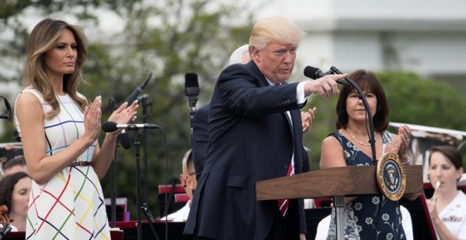 El presidente de Estados Unidos, Donald J. Trump, junto a la primera dama, Melania Trump. - EFE