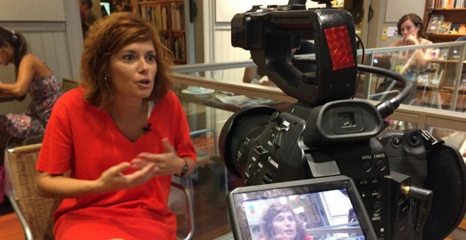 Elsenda Alamany, membre de l'Executiva de Catalunya en Comú durant l'entrevista amb Públic