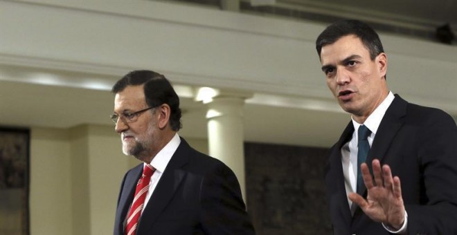 El presidente del Gobierno, Mariano Rajoy, y el secretario general del PSOE, Pedro Sánchez, en una imagen de archivo. EFE