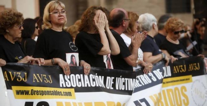 Concentración por las víctimas del Metro de Valencia. EFE