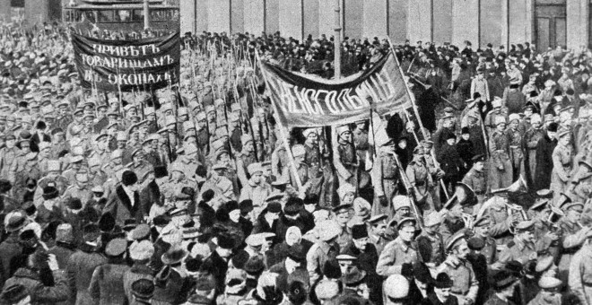 Manifestación de soldados durante la revolución de febrero de 1917. /SPUTNIK
