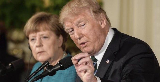 Trump y Merkel ya protagonizaron un estruendoso diálogo de sordos en la cumbre del G-7 de mayo.