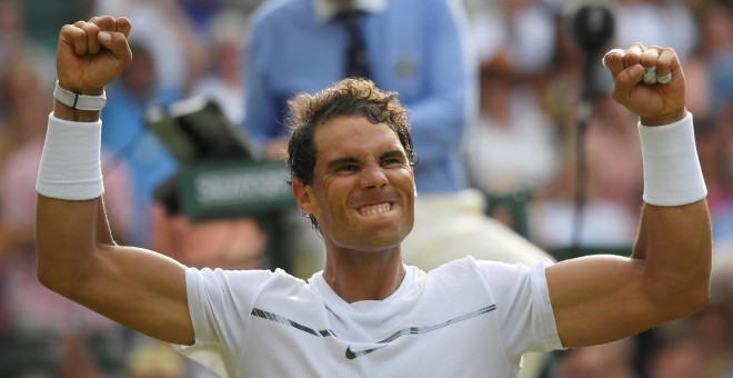 Nadal celebra su victoria ante el ruso Karen Khachanov en Wimbledon. /REUTERS