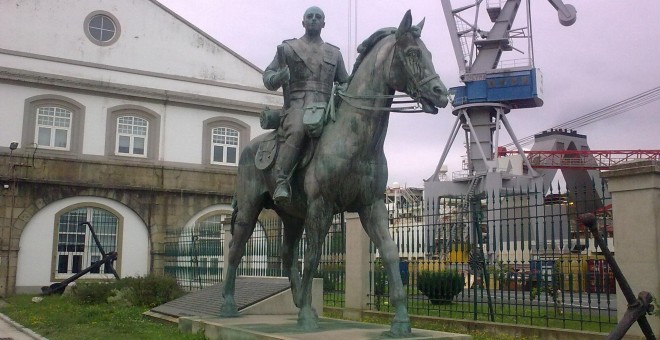 Estatua ecuestre de Franco en Ferrol