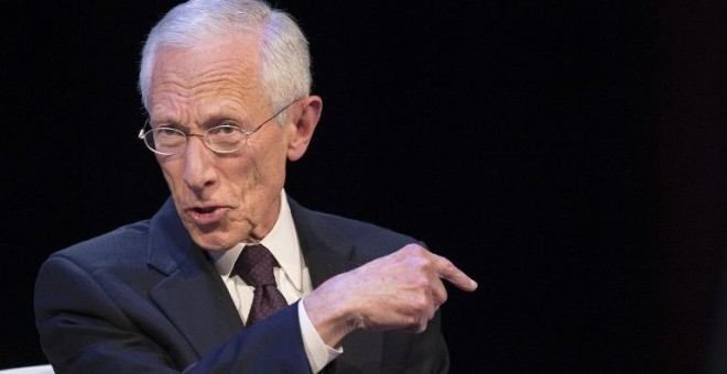 Fotografía de octubre de 2014 del hasta ahora vicepresidente de la Reserva Federal, el banco central de EEUU, Stanley Fischer. AFP/ Jiam Watson