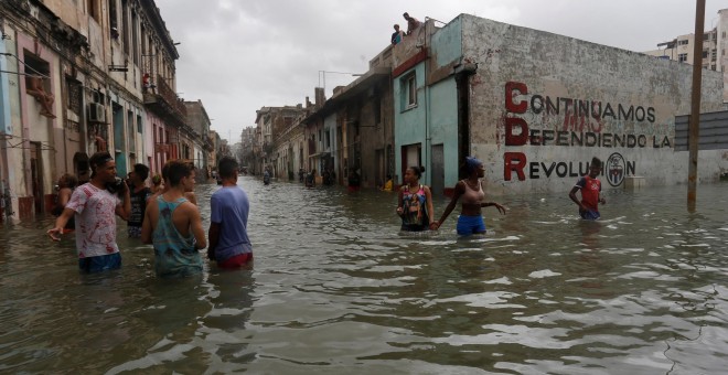 Una calle inundada en La Habana tras el paso del huracán Irma. - REUTERS