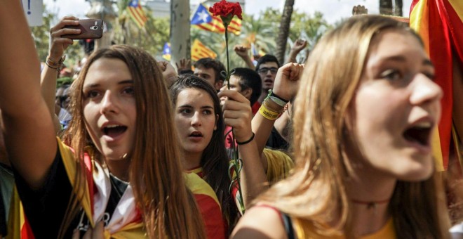 Miles de personan reclaman la libertad de los detenidos frente al TSJCat. XAVI HERRERO