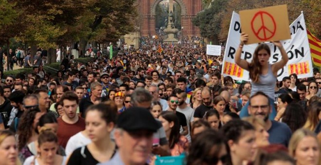 Otra imagen de la protesta en Barcelona. | REUTERS