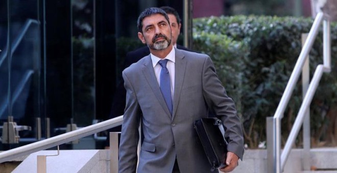 El mayor de los Mossos d'Esquadra, Josep Lluis Trapero, sale de la Audiencia tras prestar declaración como investigado por sedición ante la Fiscalía de la Audiencia Nacional. /EFE