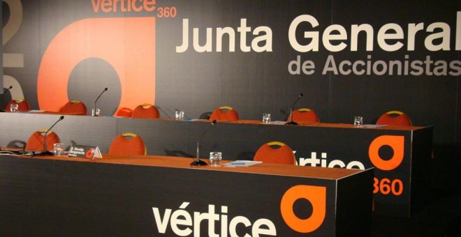 Imagen de la junta general de Vértice 360º.