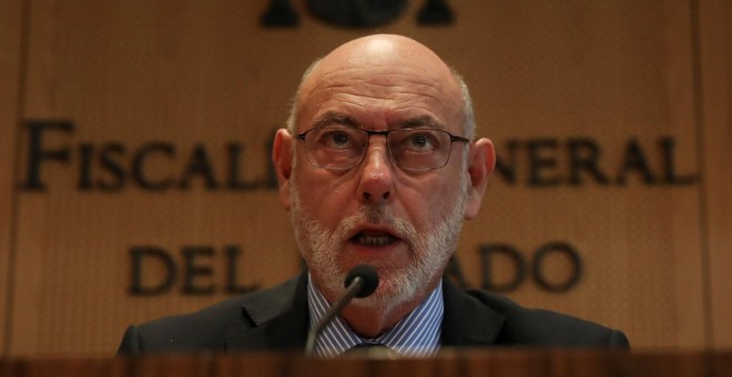 El fiscal general del Estado, Jose Manuel Maza, en su comparecencia para anunciar las querellas contra el Govern y la mesa del Parlament. REUTERS/Susana Vera