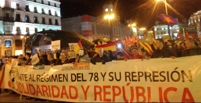 Más de mil personas se concentran en Madrid a favor del derecho a decidir.