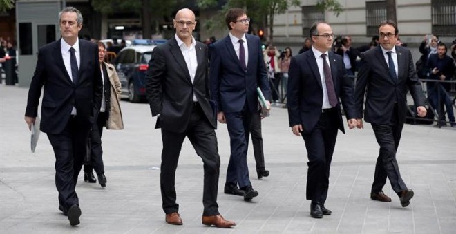 Los exconsellers Joaquín Forn, Raül Romeva, Jordi Turull y Josep Rull, a su llegada a la Audiencia para declarar. EFE/Kiko Huesca
