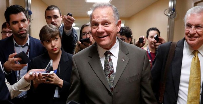 Roy Moore, hace unos días en el Capitolio, en Washington. REUTERS/Jonathan Ernst