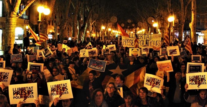 Vista de la manifestación por el Paseo del Borme de Palma para exigir libertad de los exconsellers y 'los Jordis'. E.P.