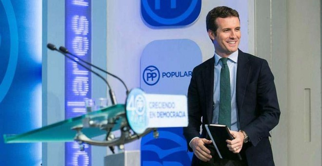 El vicesecretario general de Comunicación del Partido Popular Pablo Casado, durante la rueda de prensa ofrecida reunión del Comité de Dirección del Partido Popular. | TAREK MOHAMED (EFE)