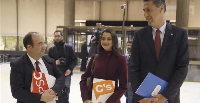 Los candidatos de PSC, Miquel Iceta; Ciudadanos, Inés Arrimadas; y PPC, Xavier García Albiol, en una imagen de archivo. EFE
