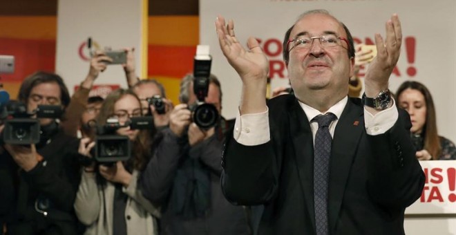 Miquel Iceta durante un mitin electoral celebrado en Tarragona. / EFE