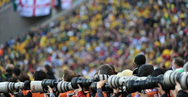 Cámaras grabado un partido de fútbol