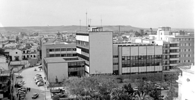 Comisaría de la plaza de Gavidia en Sevilla.- (c) ICAS-SAHP, Fototeca Municipal de Sevilla, fondo Cubiles