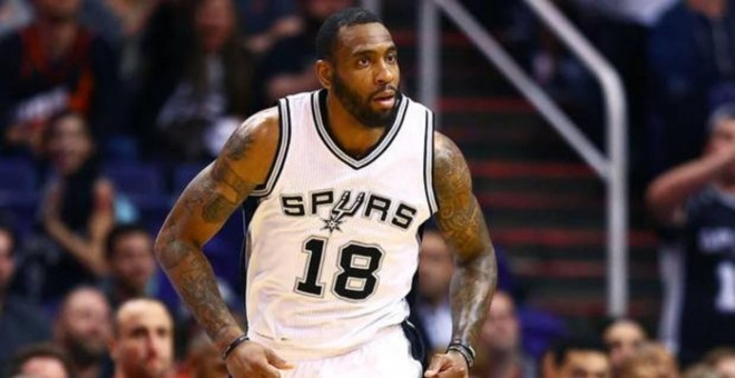 El exjugador NBA Rasual Butler .