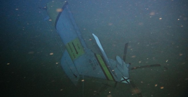 Imagen del rotor de cola del helicóptero 'Súper Puma' siniestrado en 2014, en el fondo del mar, de donde no se recuperó. Puede apreciarse que las palas se encuentran intactas.