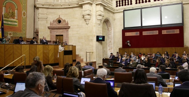 La presidenta de la Junta de Andalucía, Susana Díaz comparece en el Parlamento andaluz.