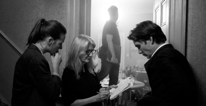 Sally Potter con Emily Mortimer y Cillian Murphy, en el rodaje