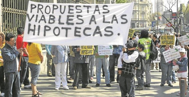 Manifestación en Madrid contra los fraudes hipotecarios. EFE/Víctor Ilerena