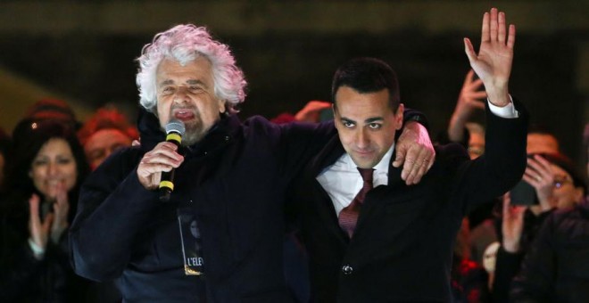 Grillo y Di Maio, en un mitin en Roma este viernes. REUTERS/Tony Gentile