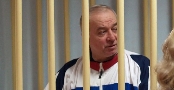Sergei Skripal, exespía ruso, durante una audiencia en el tribunal militar de Moscú, en 2006. EFE