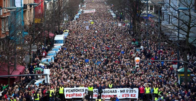 Gigantesca manifestación en Bilbao. | EFE