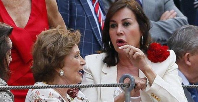 Carmen Martínez-Bordiú y su madre, Carmen Franco Polo, en una imagen de archivo. EFE
