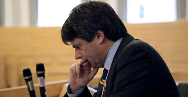 El expresident de la Generalitat Carles Puigdemont antes de una conferencia en la Universidad de Helsinki. / EFE