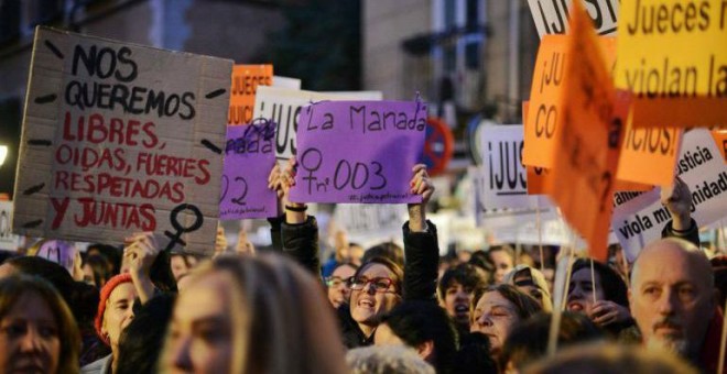 Manifestación en Madrid contra la justicia patriarcal por el juicio de la violación grupal de los Sanfermines de 2016. EFE