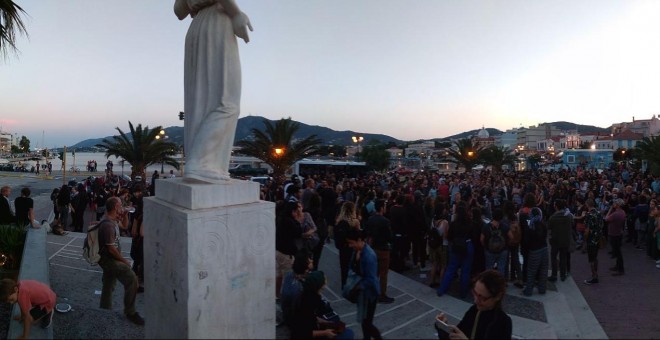 Manifestación antifascista en la plaza Safo de Mitilene. MARÍA IGLESIAS