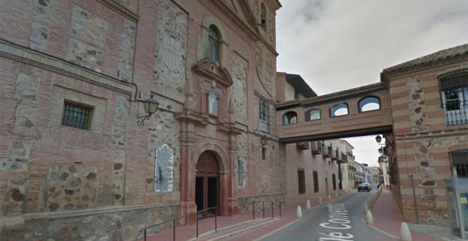 Imagen de la iglesia en la que se encuentran las placas franquistas. GOOGLE MAPS