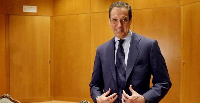 Fotografía de archivo (16/0/2018), del exministro y expresidente de la Generalitat valenciana Eduardo Zaplana que ha sido detenido por agentes de la Unidad Central Operativa (UCO) de la Guardia Civil por un presunto delito de blanqueo de capitales. EFE/Ka