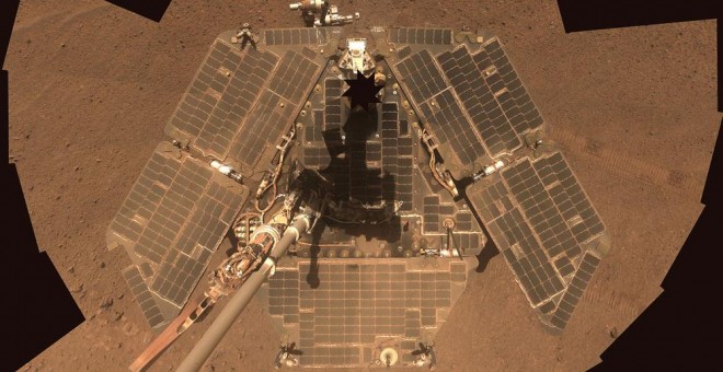 Una fotografía de archivo del rover Opportunity en Marte. /REUTERS