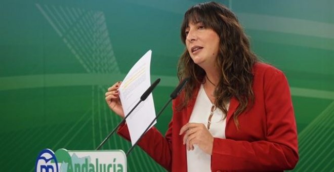 Loles López, secretaria general del PP-A, en rueda de prensa. EUROPA PRESS/Archivo