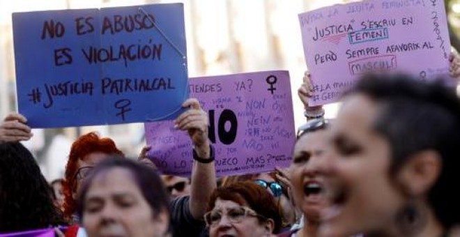 Imagen de la manifestación en Valencia contra la sentencia de 'La Manada' / EFE