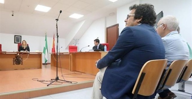 El alcalde de Cádiz, José María González 'Kichi', en el Juzgado. EUROPA PRESS/Archivo